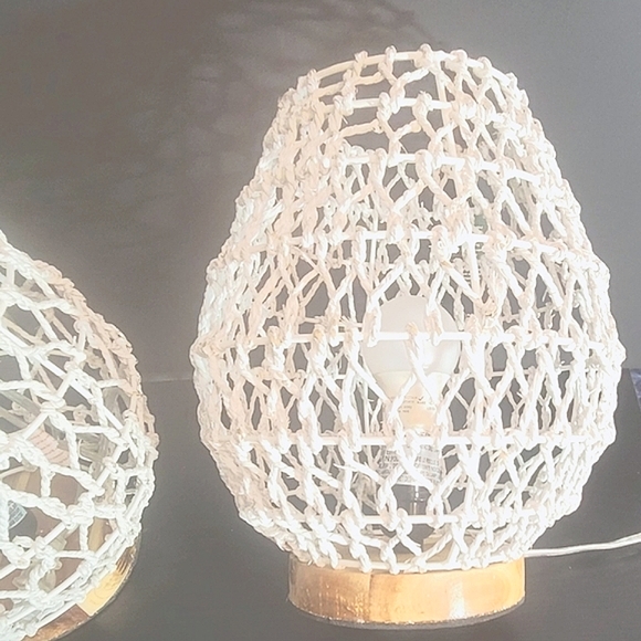 SET OF 2 OFF WHITE "VIETNAM" HANDWOVEN RATTAN BASKET & WOOD TABLE LAMPS - Picture 3 of 5
